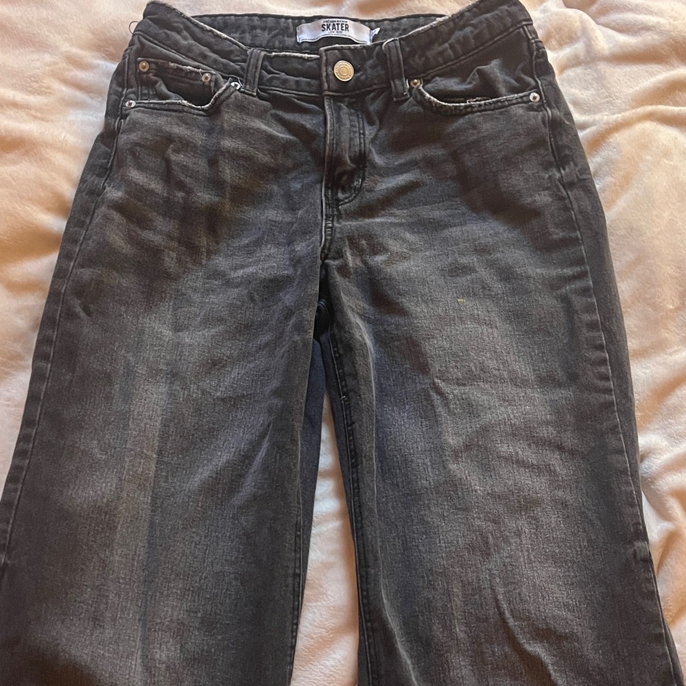 Low Rise Grey/Black Jeans Like New